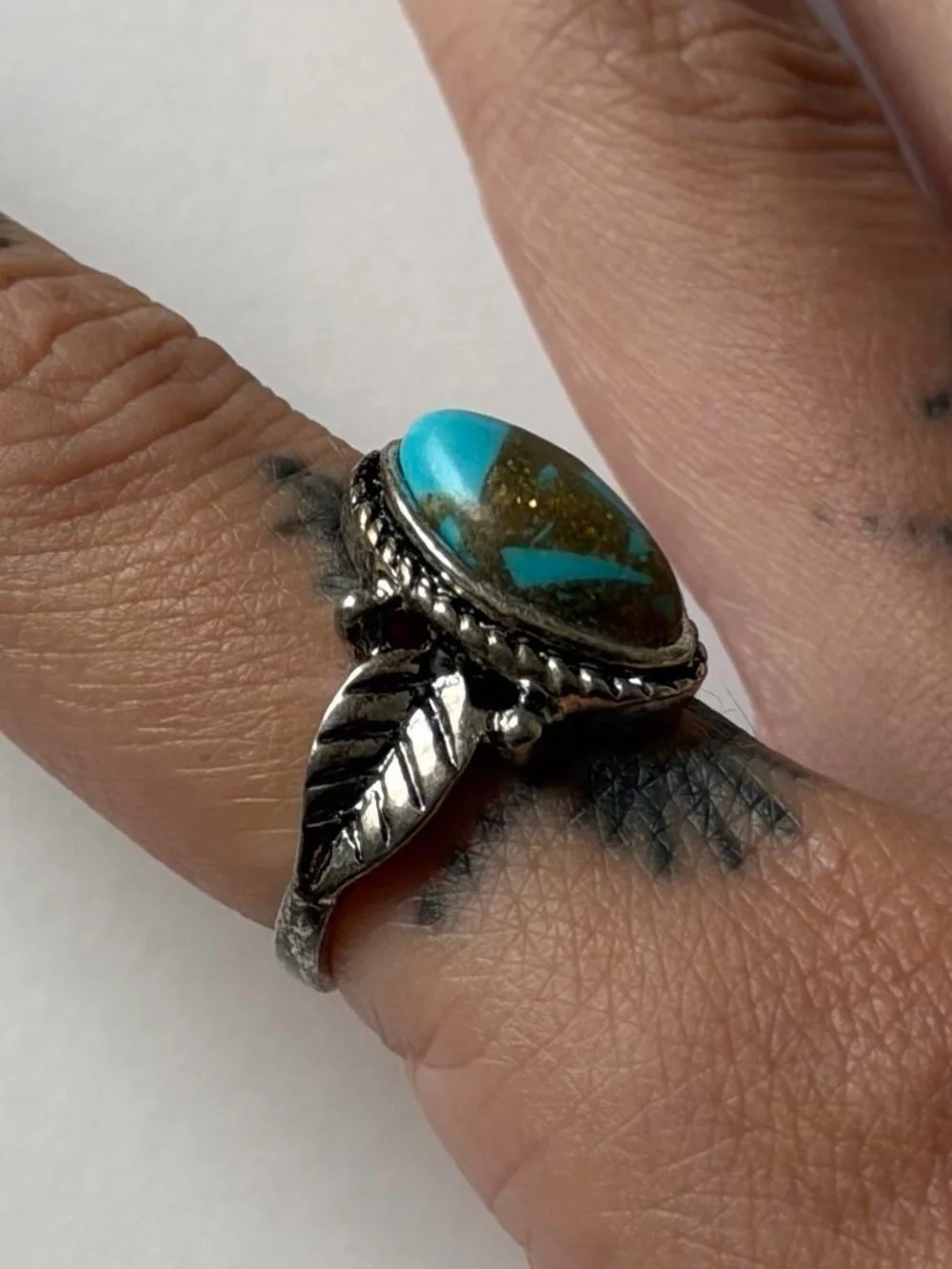 vintage gorgeous arizona turquoise crystal ring